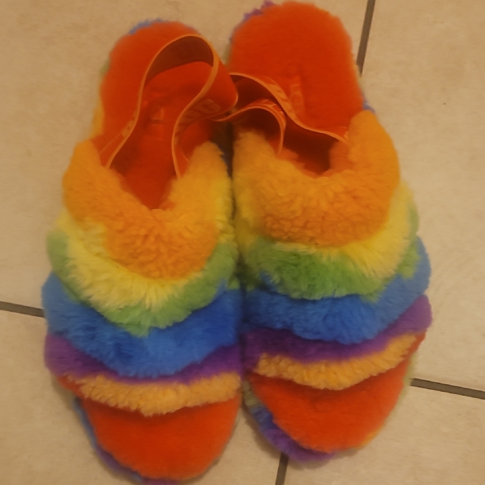 UGG Rainbow  Fluff Yeah Women's Slippers